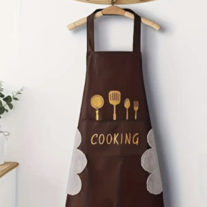 Mandil poliéster estilizado con impresión "COOKING"