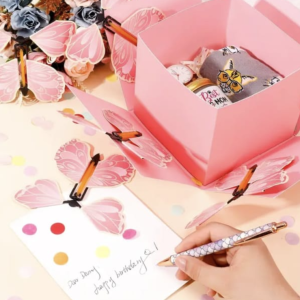 Caja de Regalo Sorpresa con Mariposas